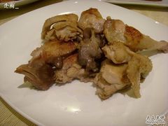 电饭煲鸡-唐宫海鲜舫
