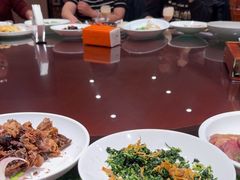 -侬佳蒸菜馆(听潮店)