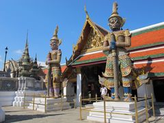 -皇家田广场(อนุสาวรีย์ทหารอาสา)