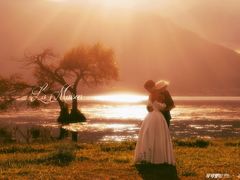 -爱我旅拍婚纱摄影(大理店)