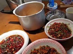 -蛮佬拾·乡里土菜馆(河西王府井店)