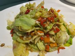 -阿瓦山寨·湘菜现炒·剁椒鱼头王(咸阳总店)