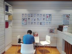 -苗方清颜专业祛痘养生