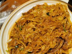 五花肉炒酸菜粉-95号酱骨·一块豆腐(展春园西路店)