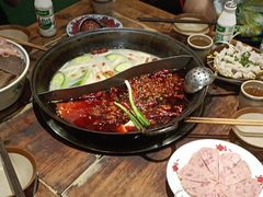 -周小明火锅(黑金冠社区店)