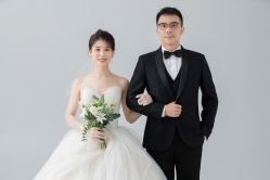 -Mu慕婚纱摄影·超级工作室
