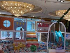 -昆山裕元花园酒店·温莎西餐厅