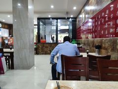 大堂-方中山胡辣汤(航海东路店)