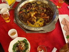 -山城年华老火锅(玉林店)