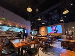 -HUZI虎滋精酿餐吧(京西大悦城店)
