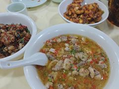 紫苏爆炒牛蛙-笨罗卜浏阳菜馆(龙华鹏润达店)