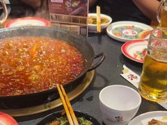 -沸炉重庆老火锅(军事博物馆店)