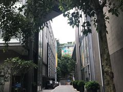 -广州卡丽酒店(大金钟路地铁站店)