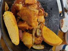 -鹤乡东北菜(崮山路店)