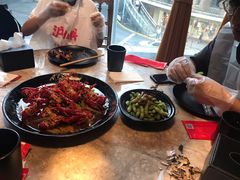 -沪小胖小龙虾(淮海中路旗舰店)