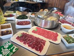 -牛德亨臻牛潮汕火锅(万邦时代店)
