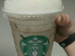 -星巴克臻选(莘庄仲盛店)