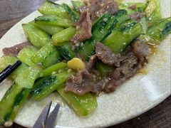 丝瓜炒牛肉-贞姨美食·老字号海鲜大排档