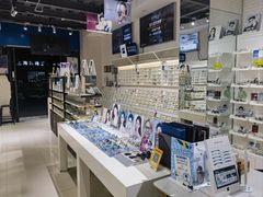 -诺柯视眼镜-蔡司依视路官方工厂店(淞南一店)