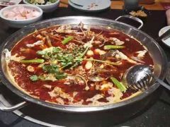 -小饕荟雅安贡椒鱼鲜馆(广福桥店)