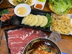 -韩风烤牛肉冷面店