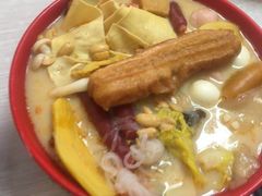 -吕阿婆骨汤麻辣烫(云岗店)