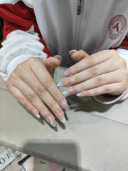 -晨·艺美甲美睫