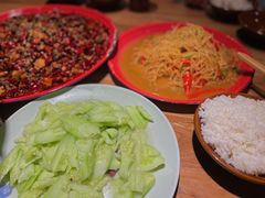 -先启半步颠小酒馆(常熟万达广场店)