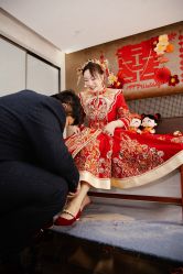 -衣贝姿婚纱礼服馆