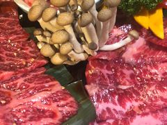 家族拼盘-炼火烤肉店