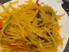 酸辣土豆丝-贯贯吉·清真餐厅(浙江中路店)