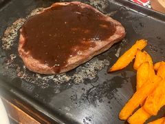 -必胜客(仲盛商城王安宇主题店)