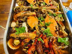 -老东镇啤酒屋海鲜加工·蒸汽海鲜·海鲜烧烤(台东店)