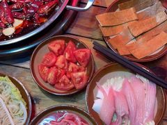 -老街·稳拈老火锅(海椒市店)