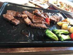 -必胜客(WOW朝阳商业城店)