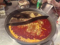 -鹿鸣山草本茶香火锅(园西路店)