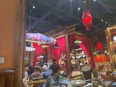 大堂-老滇山寨•云南特色菜•地方菜•民族风情歌舞表演(金碧店)