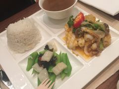 -芊彩餐厅(迪士尼探索家度假酒店)