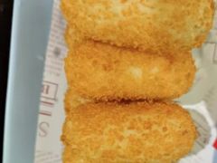 -西湖书堤(平湖八佰伴店)