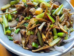 -莲餐厅·湖北菜·潜江小龙虾店(愚园路店)