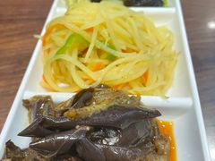特色凉菜-丝路伊兰·兰州牛肉面(牛街总店)