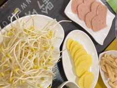 -四季喧黔味豆米火锅(万达广场店)