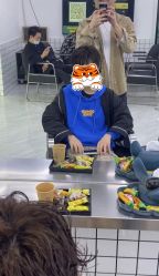 -宫铭烫发染发接发店