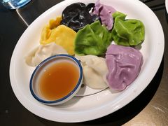 五味海鲜水饺拼盘-东莱馋房(陆家嘴店)