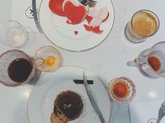 -Fridi Patisserie Cafe