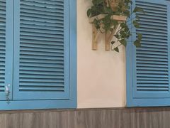 -Tony's House