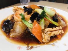 -小船渔村•大连菜•大连焖鱼(黄河路店)