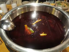 -肖肖酸萝卜鱼火锅(总店)