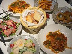 -LESCEDARS Brasserie Bistro香柏树