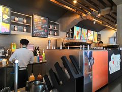 -星巴克(西藏路店)